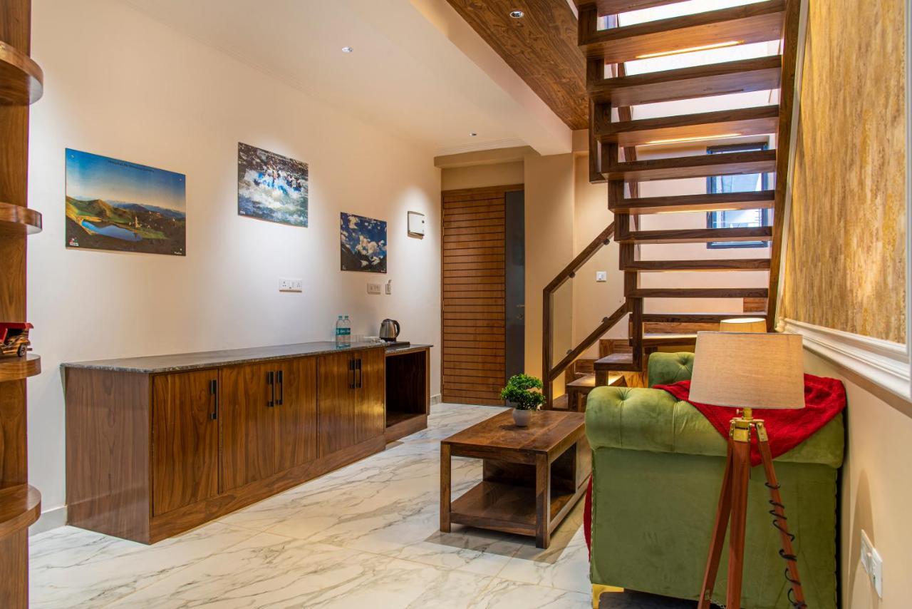 The Blackpearl Hillcrest Kasauli Exterior photo